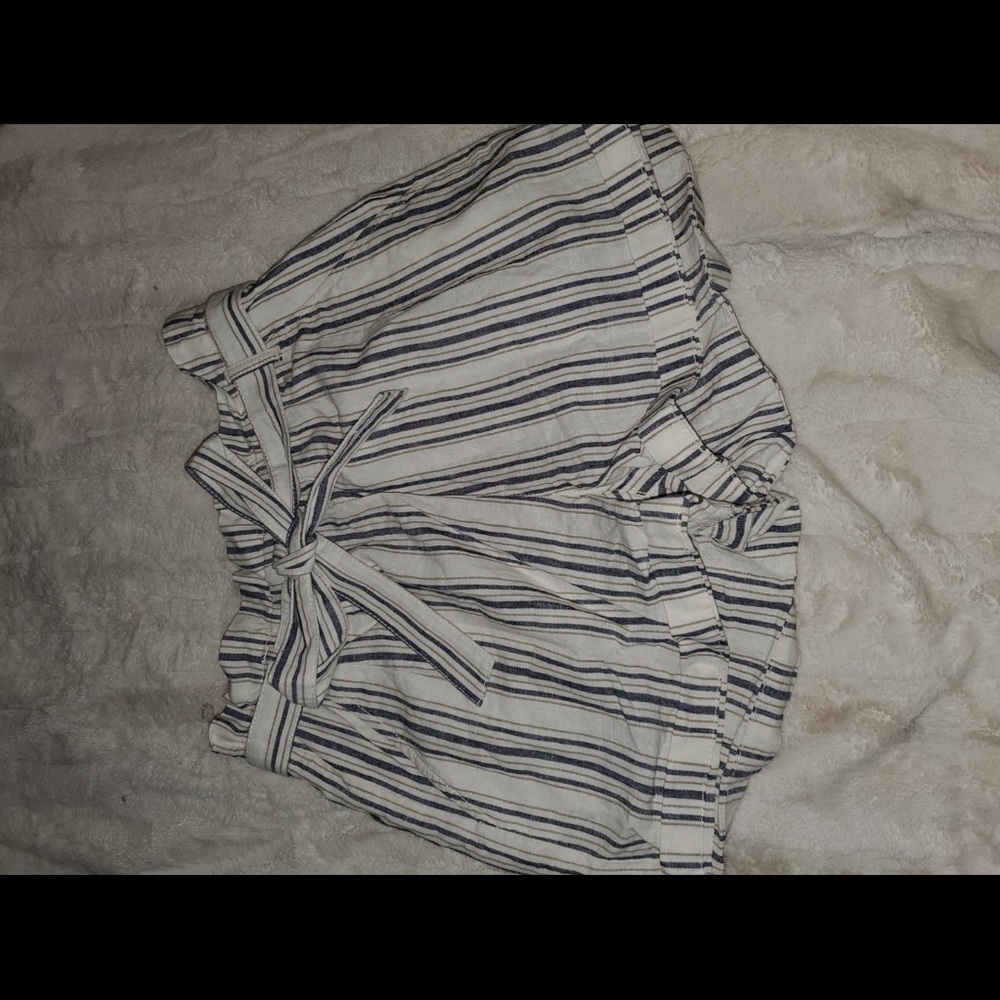 Blue and white stripped shorts with strap belt
